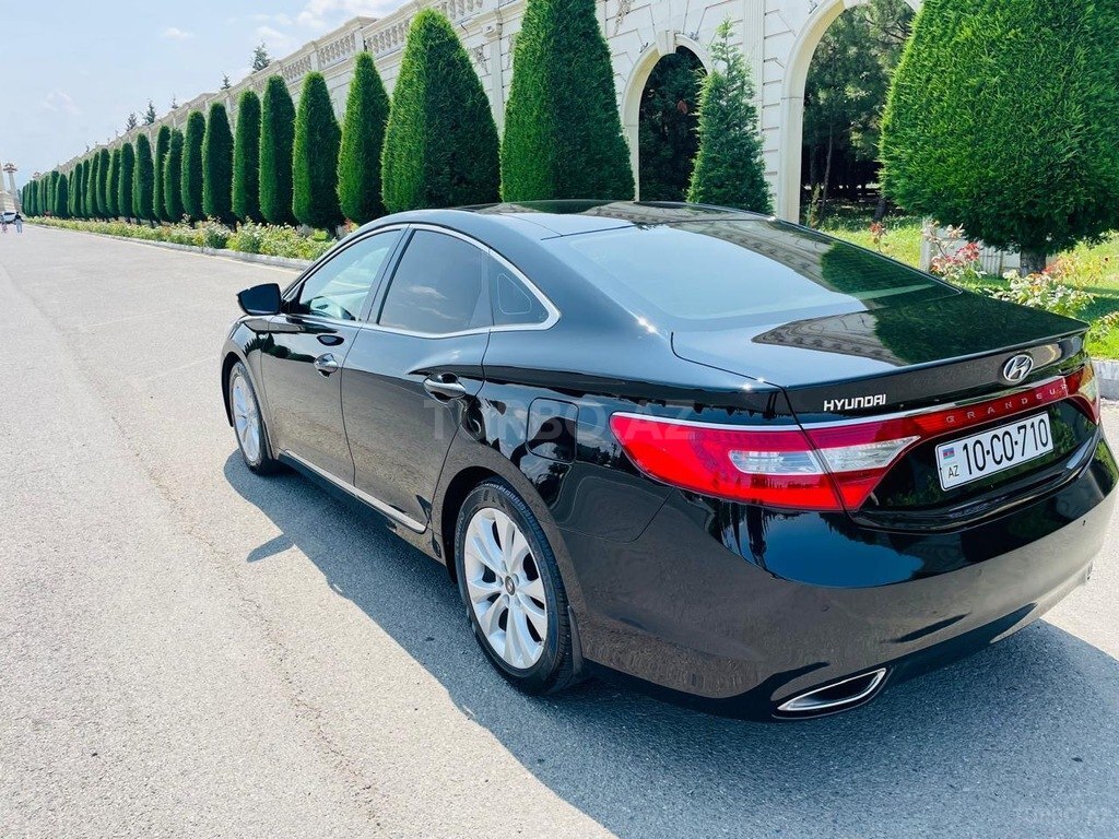 Hyundai Grandeur