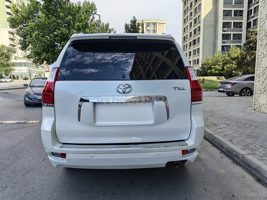 Toyota Land Cruiser Prado