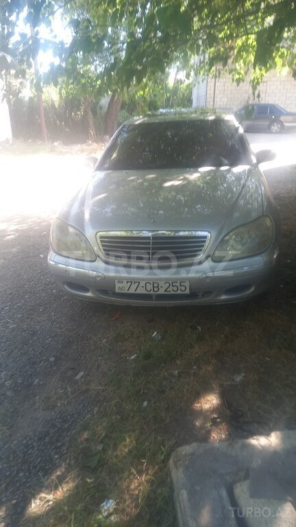 Mercedes S 320