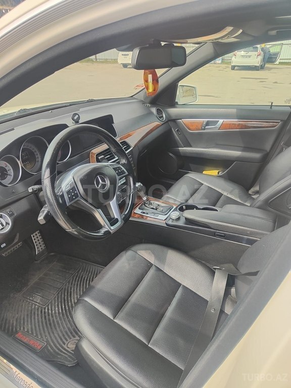 Mercedes C 300 4MATIC