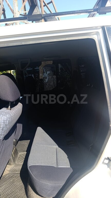 Mitsubishi Pajero io