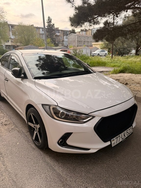 Hyundai Elantra