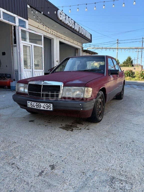 Mercedes 190