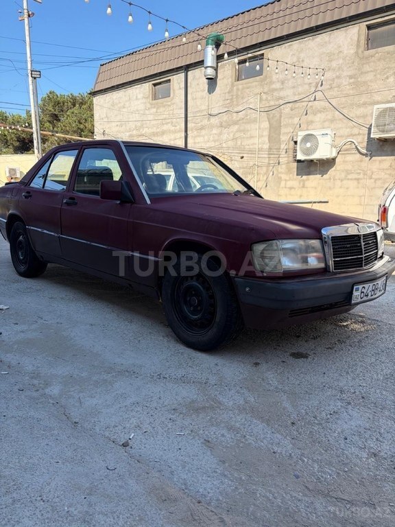 Mercedes 190