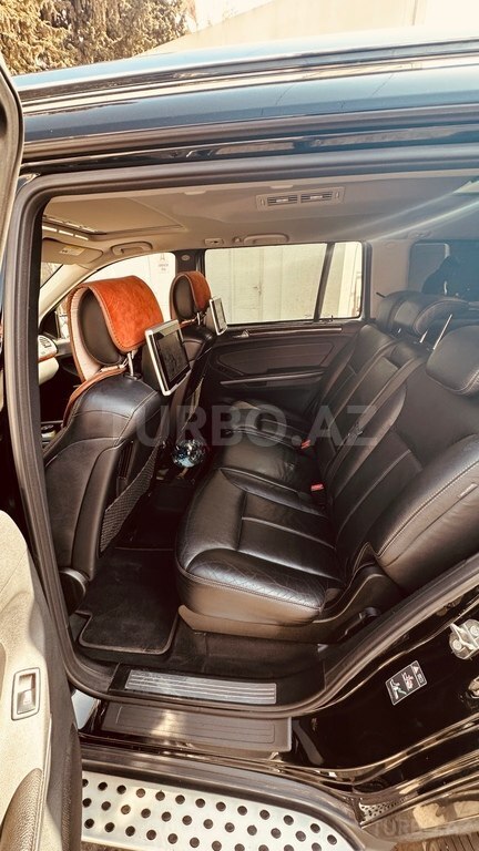 Mercedes GL 550 4MATIC