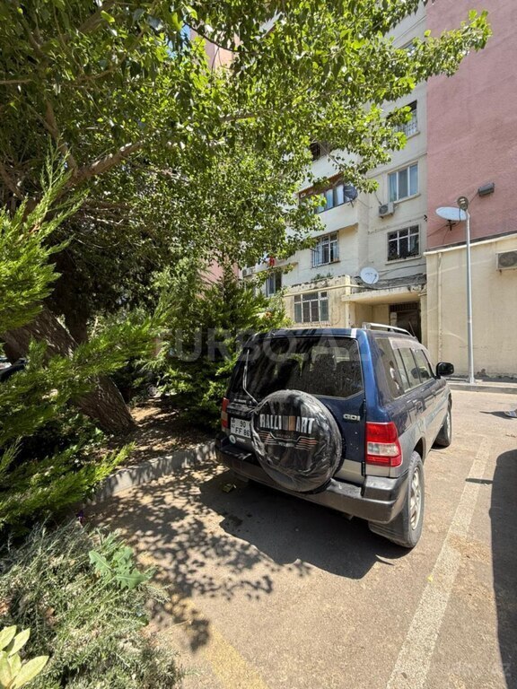 Mitsubishi Pajero io