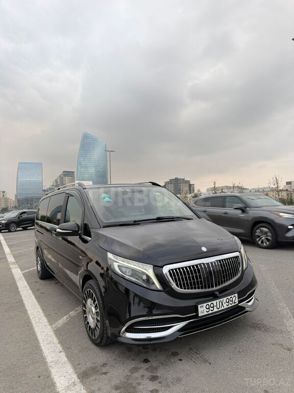 Mercedes V 250