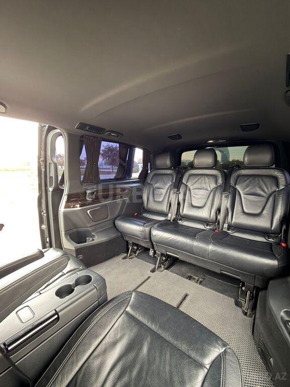 Mercedes V 250