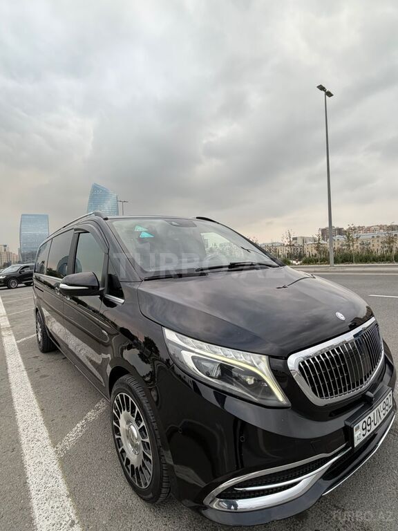 Mercedes V 250