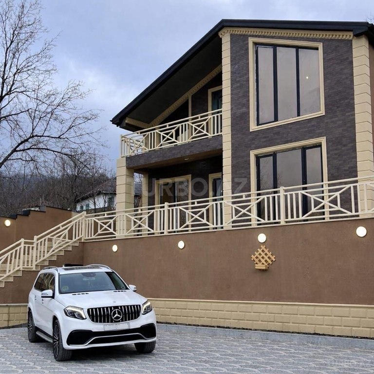 Mercedes GLS 450 4MATIC