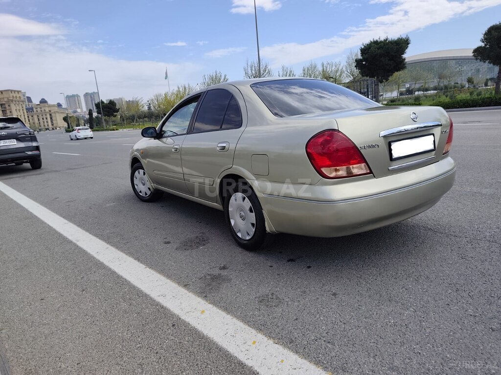 Nissan Sunny