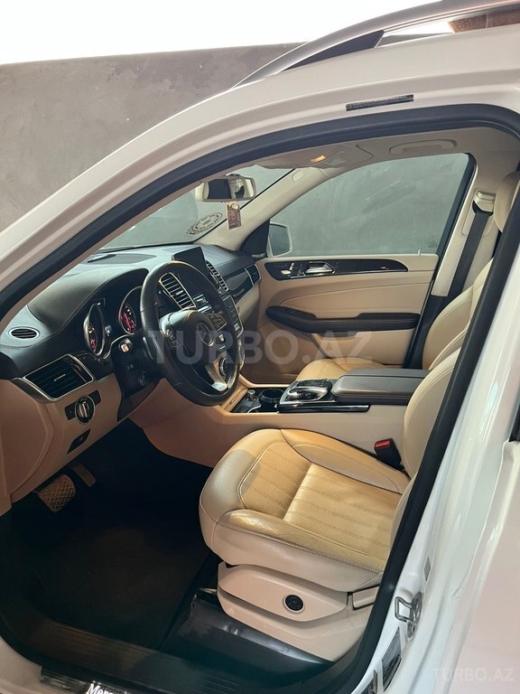 Mercedes GLS 450 4MATIC
