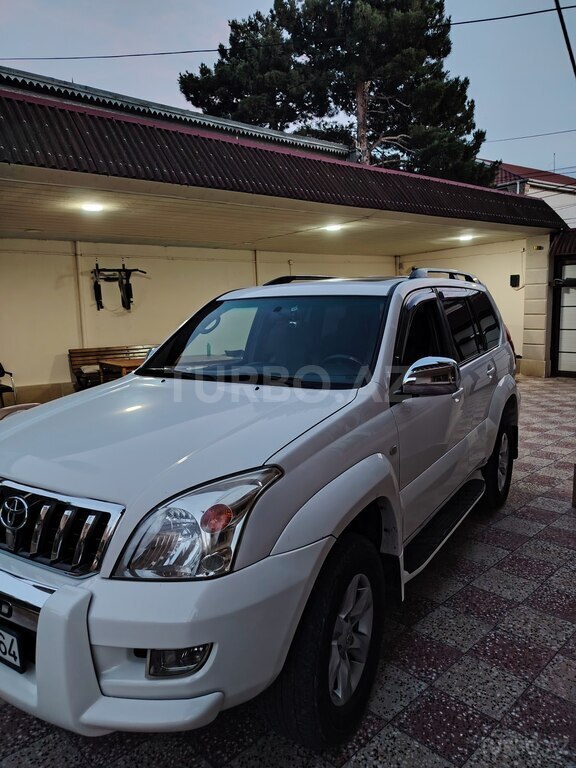 Toyota Land Cruiser Prado