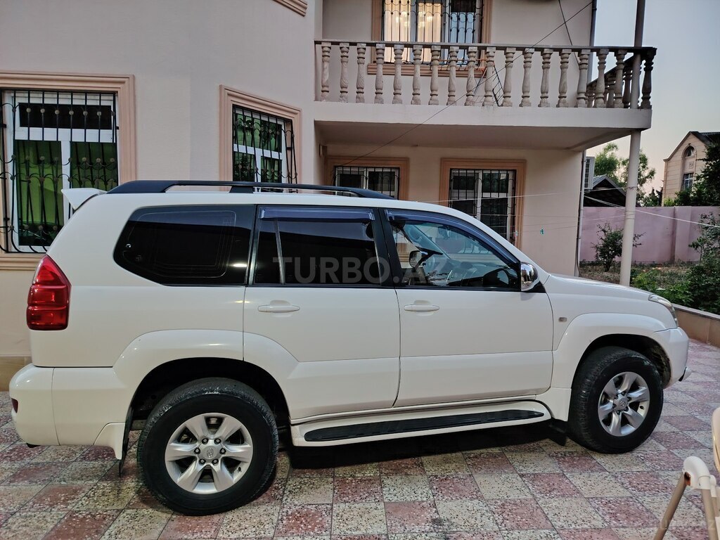 Toyota Land Cruiser Prado