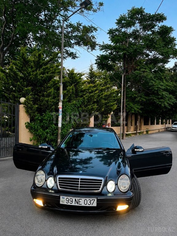 Mercedes CLK 230