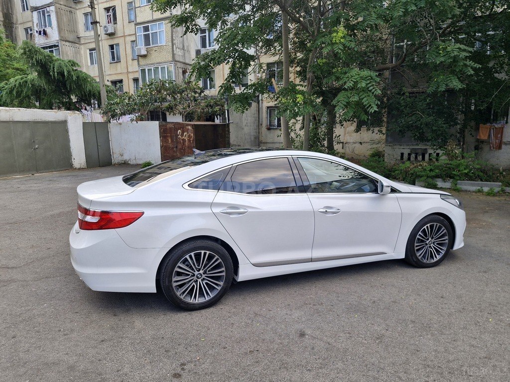 Hyundai Grandeur