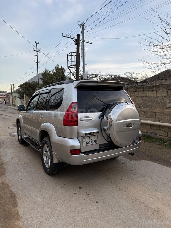 Toyota Land Cruiser Prado