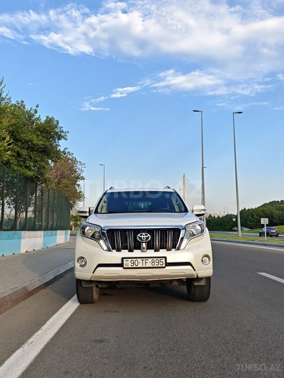 Toyota Land Cruiser Prado
