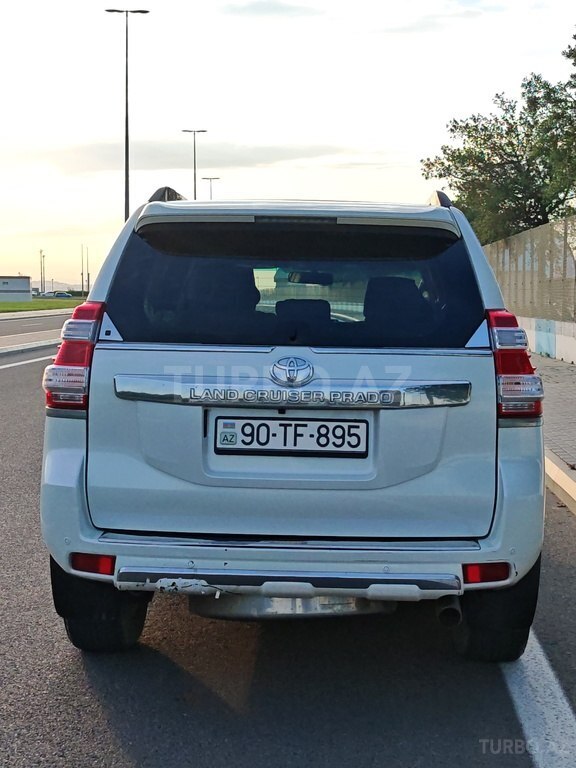 Toyota Land Cruiser Prado