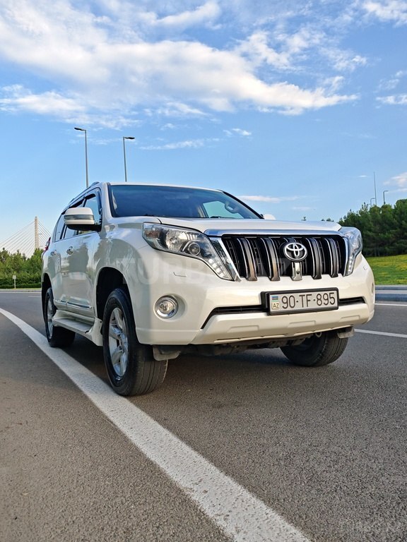 Toyota Land Cruiser Prado