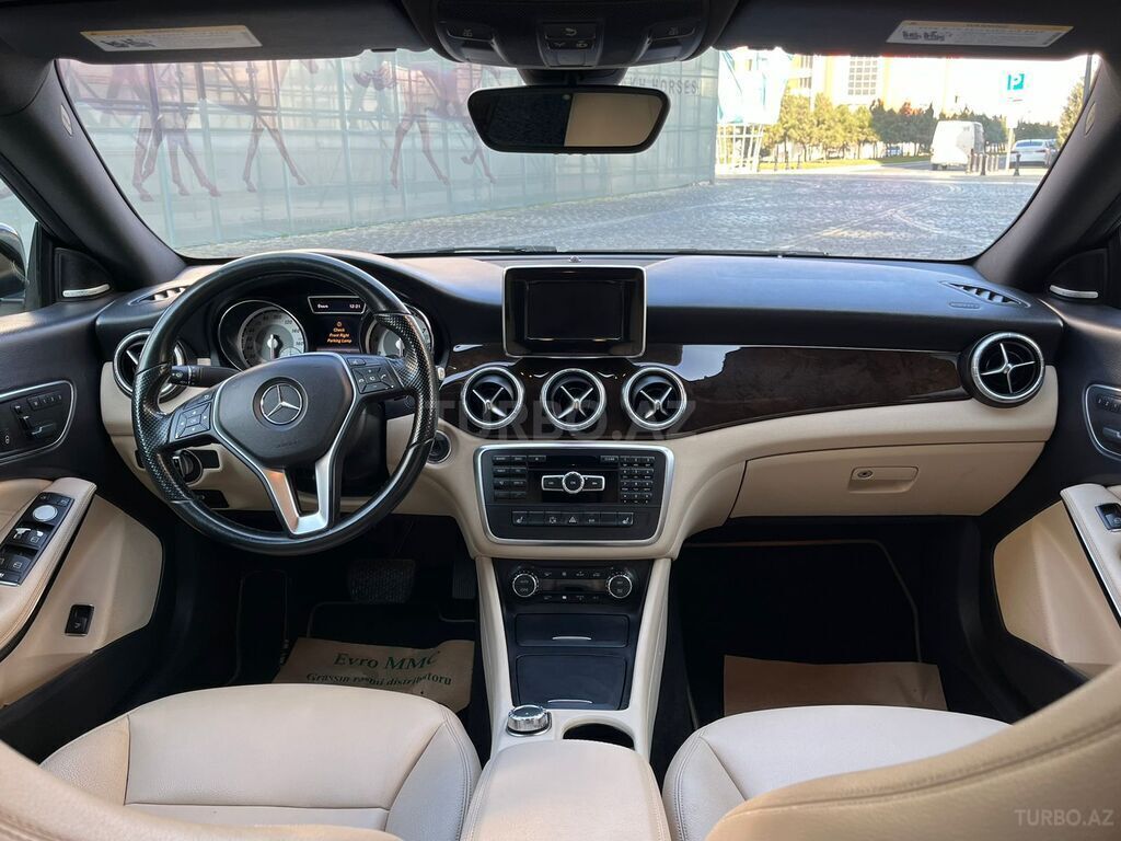 Mercedes CLA 250