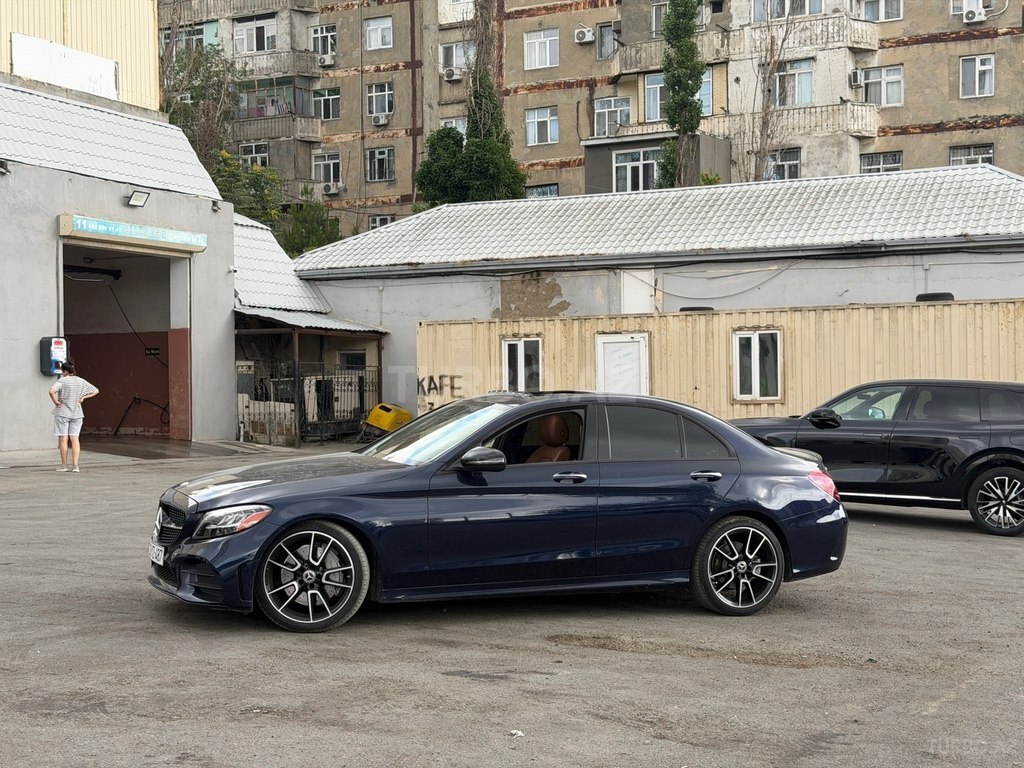 Mercedes C 300