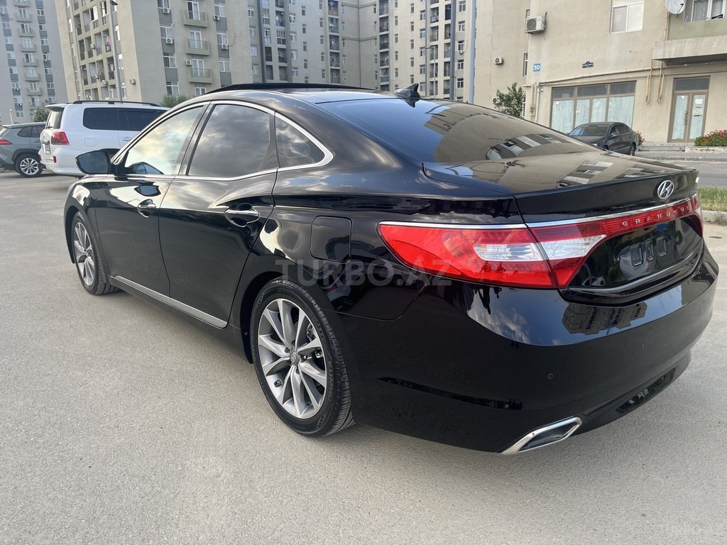 Hyundai Grandeur