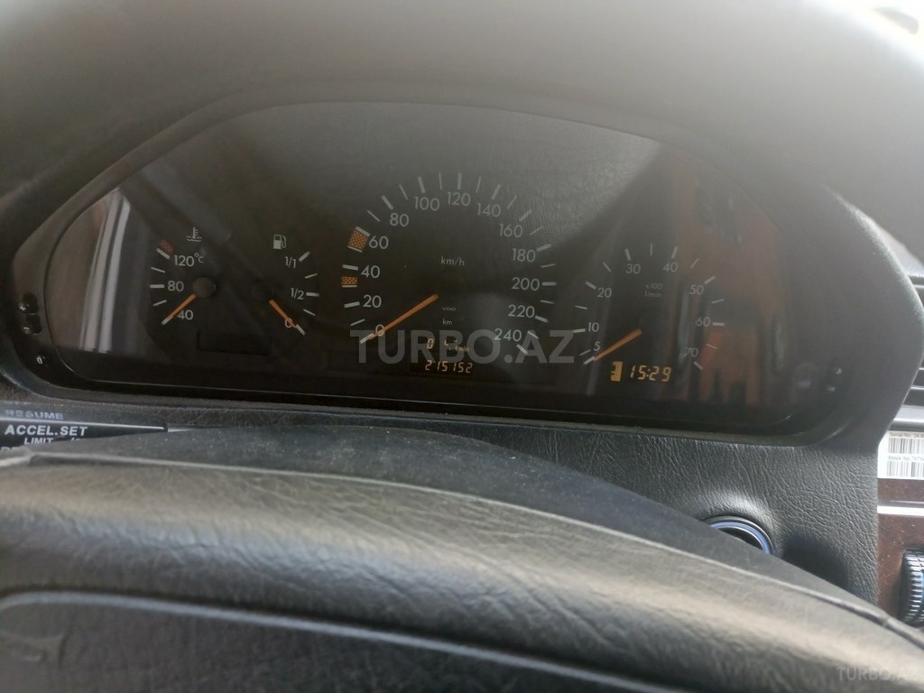 Mercedes C 180