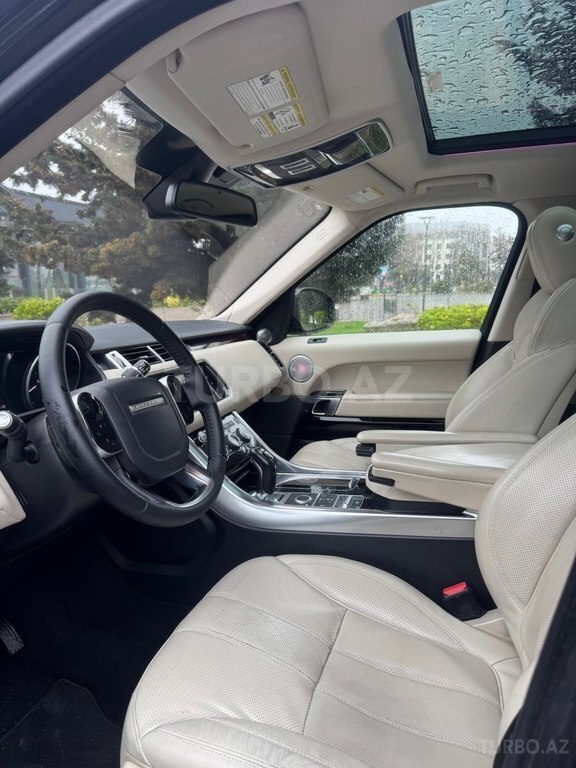Land Rover RR Sport