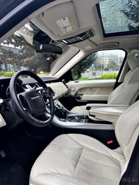 Land Rover RR Sport