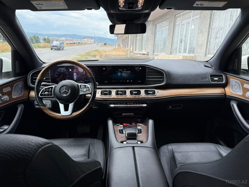Mercedes GLS 450 4MATIC