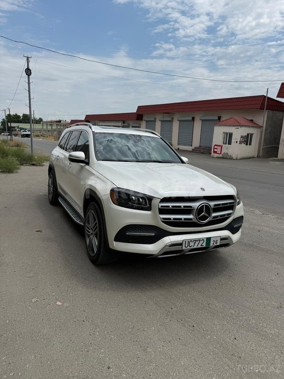 Mercedes GLS 450 4MATIC