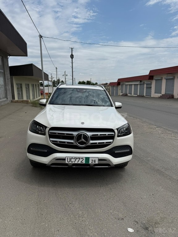 Mercedes GLS 450 4MATIC