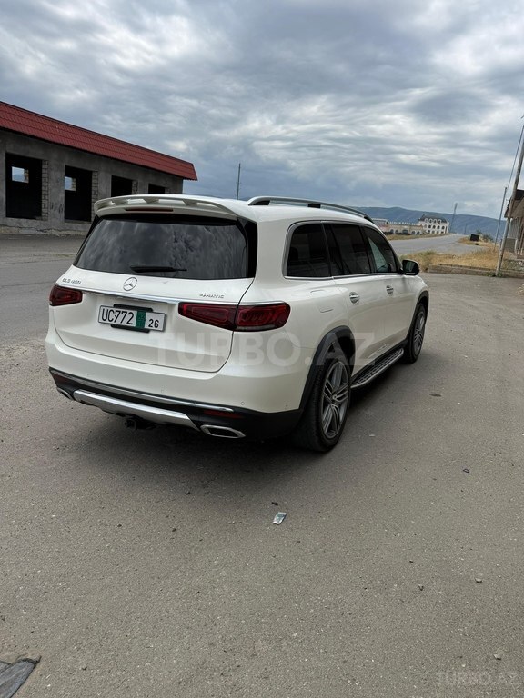Mercedes GLS 450 4MATIC