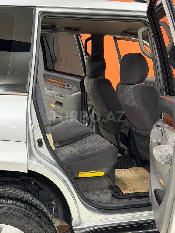 Toyota Land Cruiser Prado