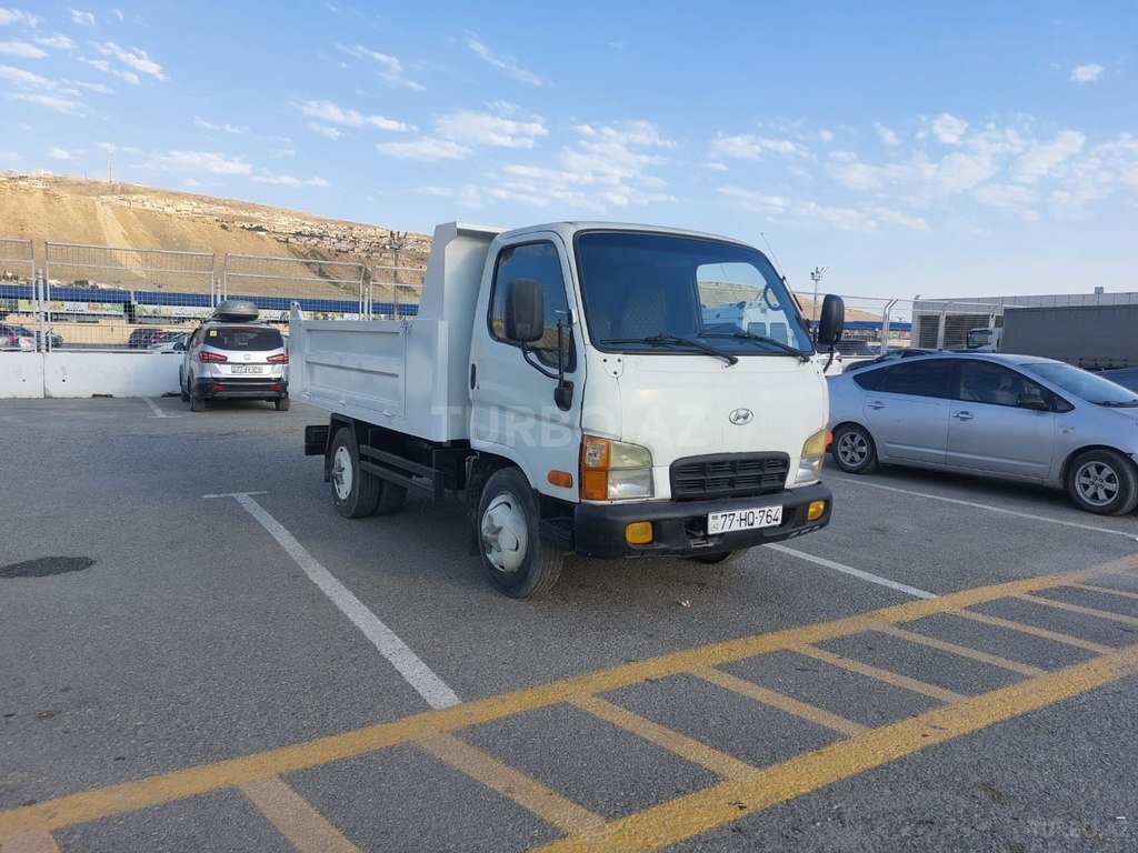 Hyundai HD-65