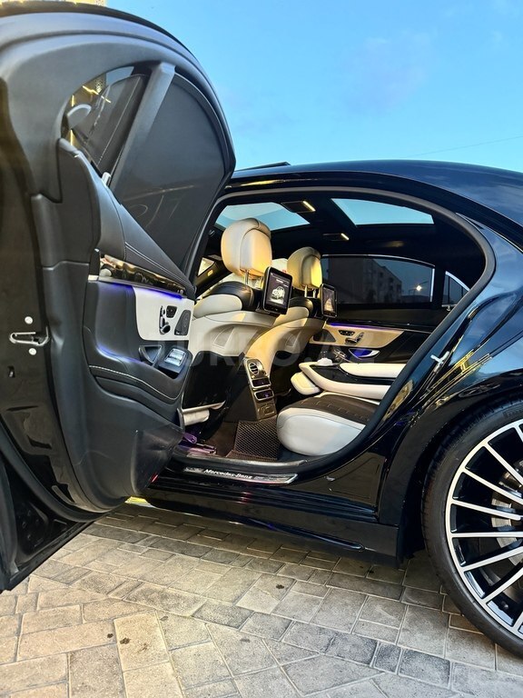 Mercedes S 500 4MATIC