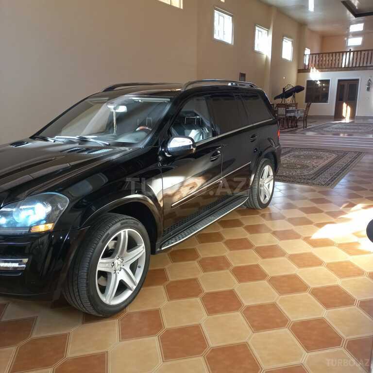 Mercedes GL 550 4MATIC