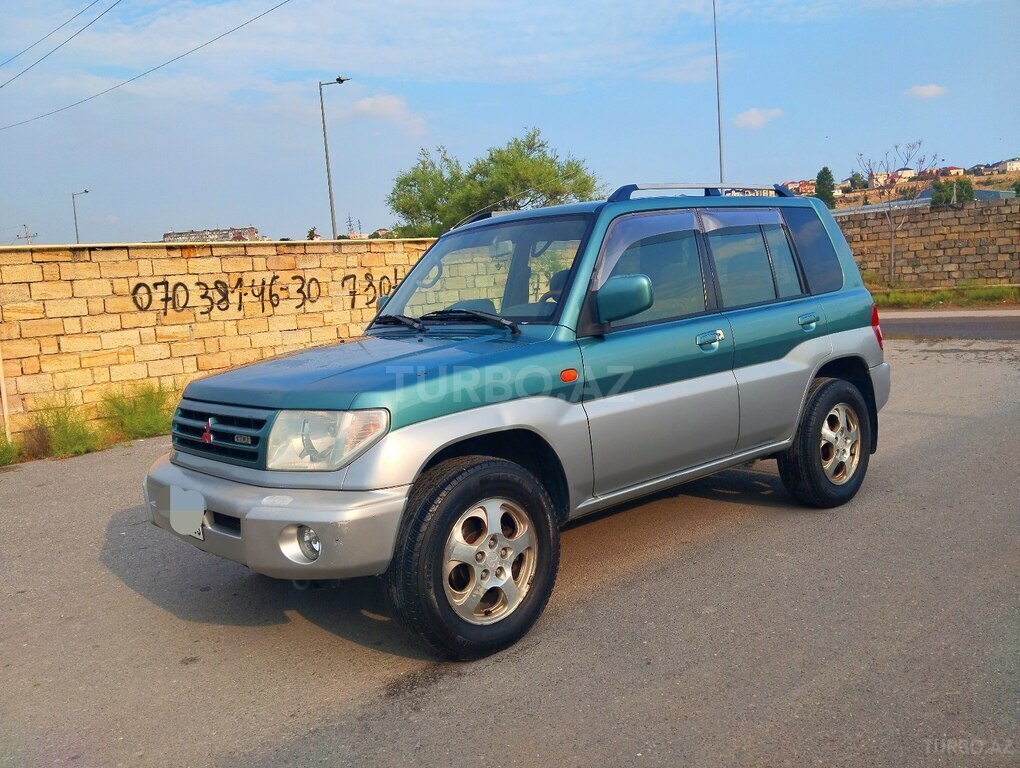 Mitsubishi Pajero io