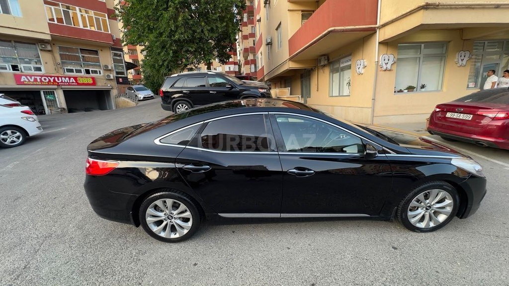 Hyundai Grandeur
