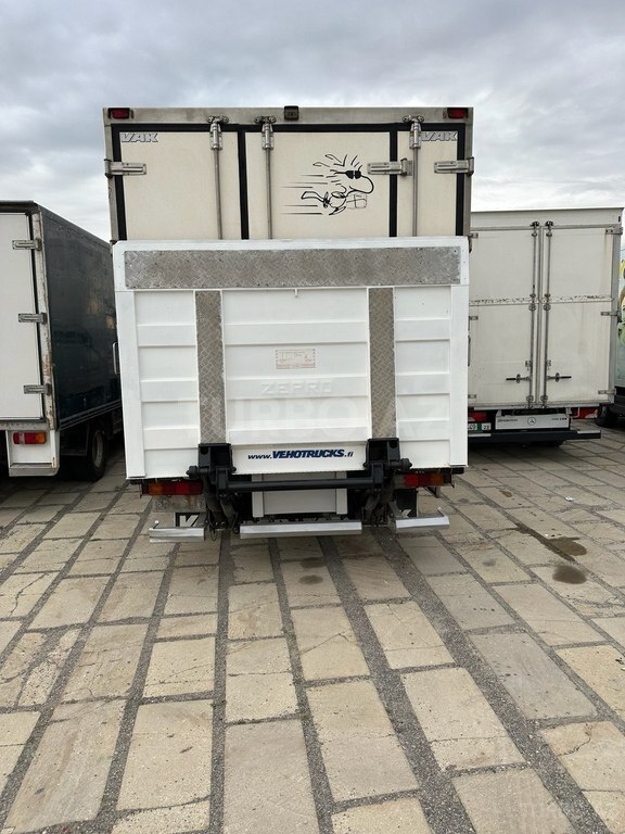 Mercedes Axor 1829