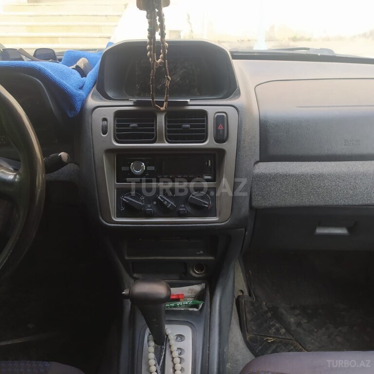 Mitsubishi Pajero io