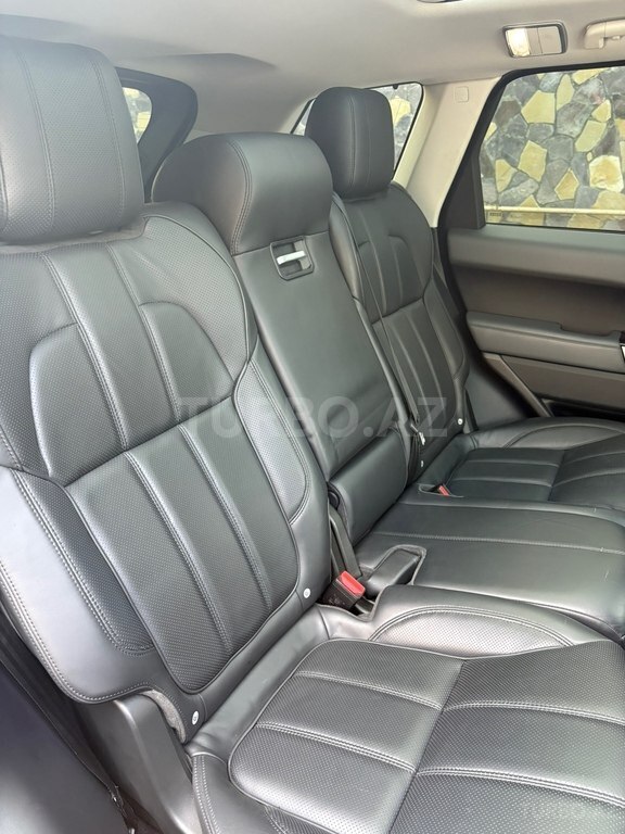 Land Rover RR Sport