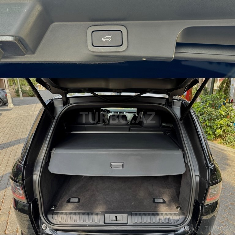 Land Rover RR Sport