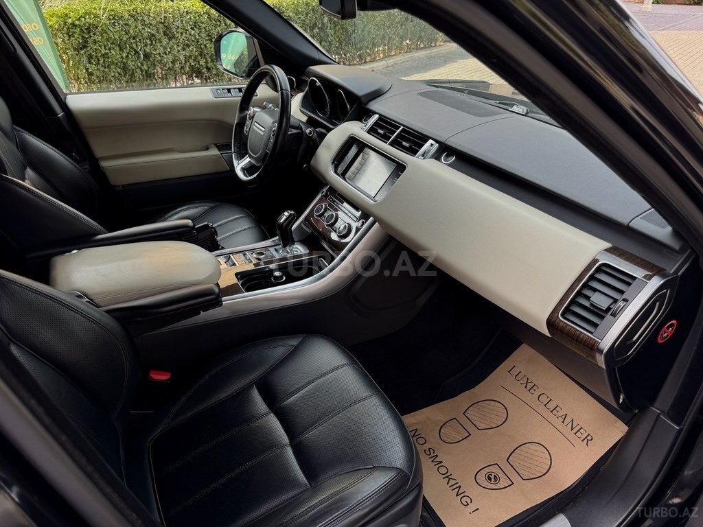 Land Rover RR Sport