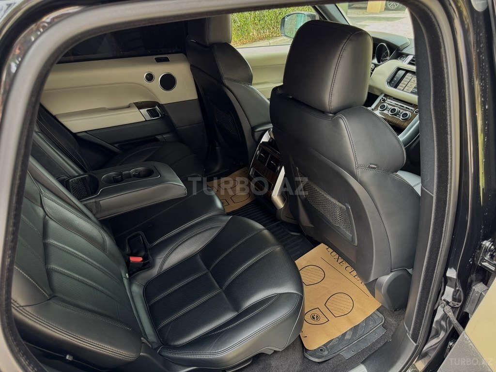 Land Rover RR Sport