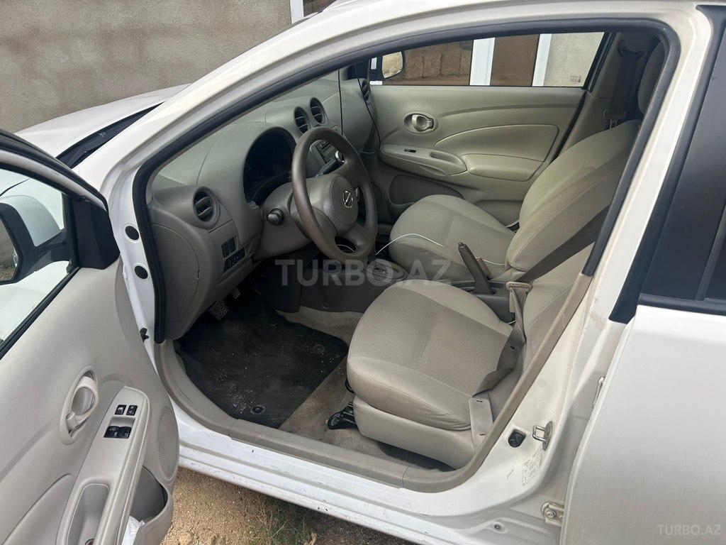 Nissan Sunny