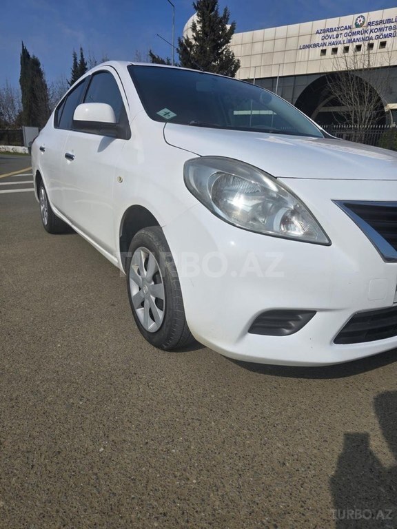 Nissan Sunny