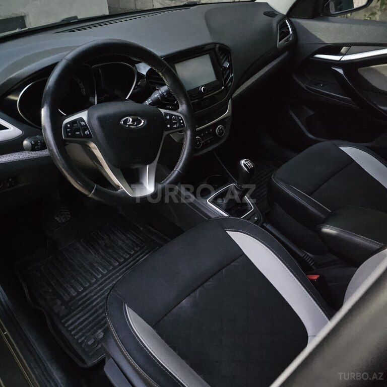 LADA (VAZ) Vesta SW Cross