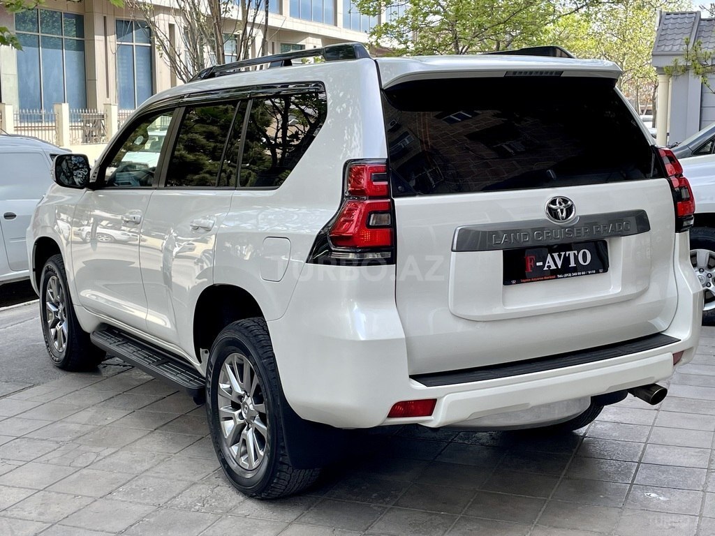 Toyota Land Cruiser Prado